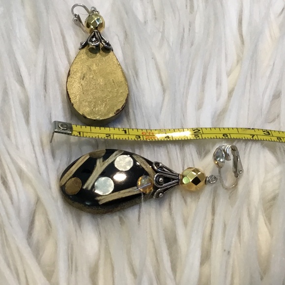 Vintage Black, MOP and Gold glass Beaded Necklace and Earring Set - Picture 8 of 10